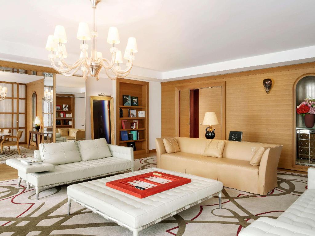 Le Royal Monceau Raffles Paris