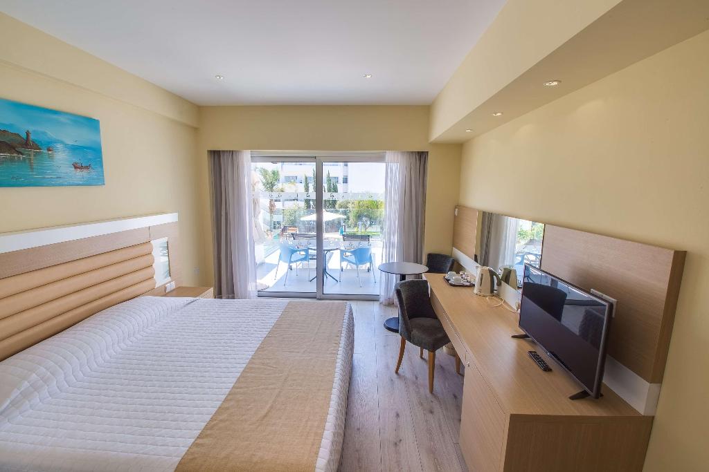 Anesis Hotel