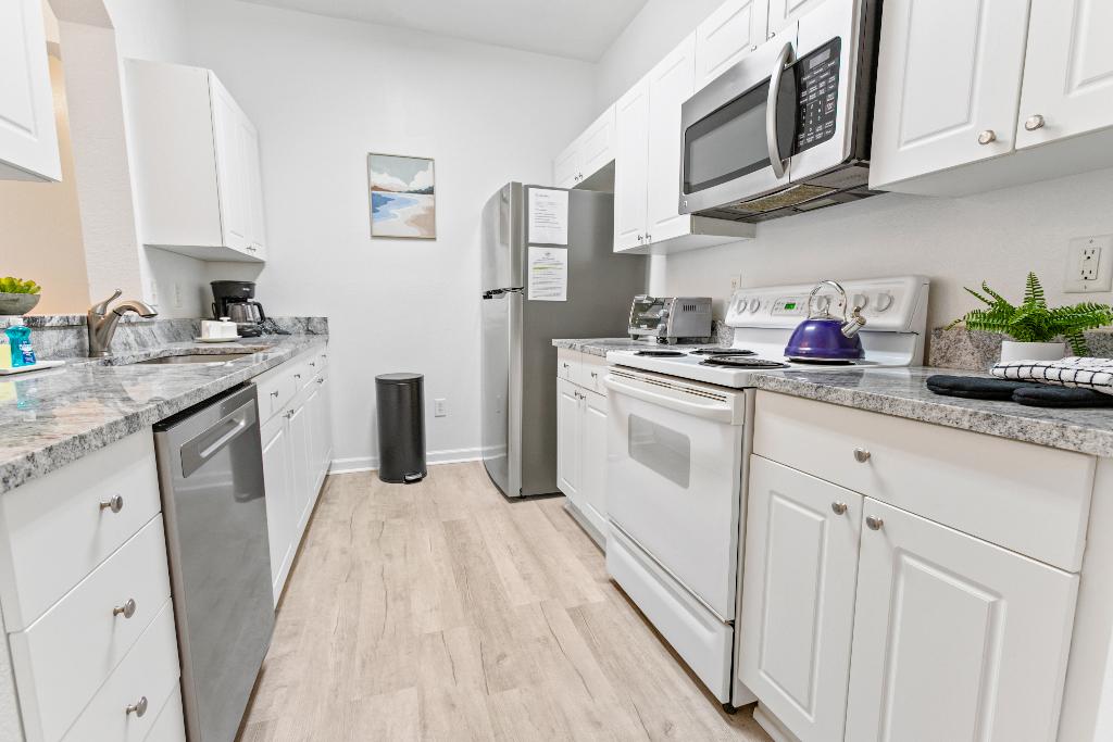 Windsor Palms Resort Homes, Townhomes & Condos