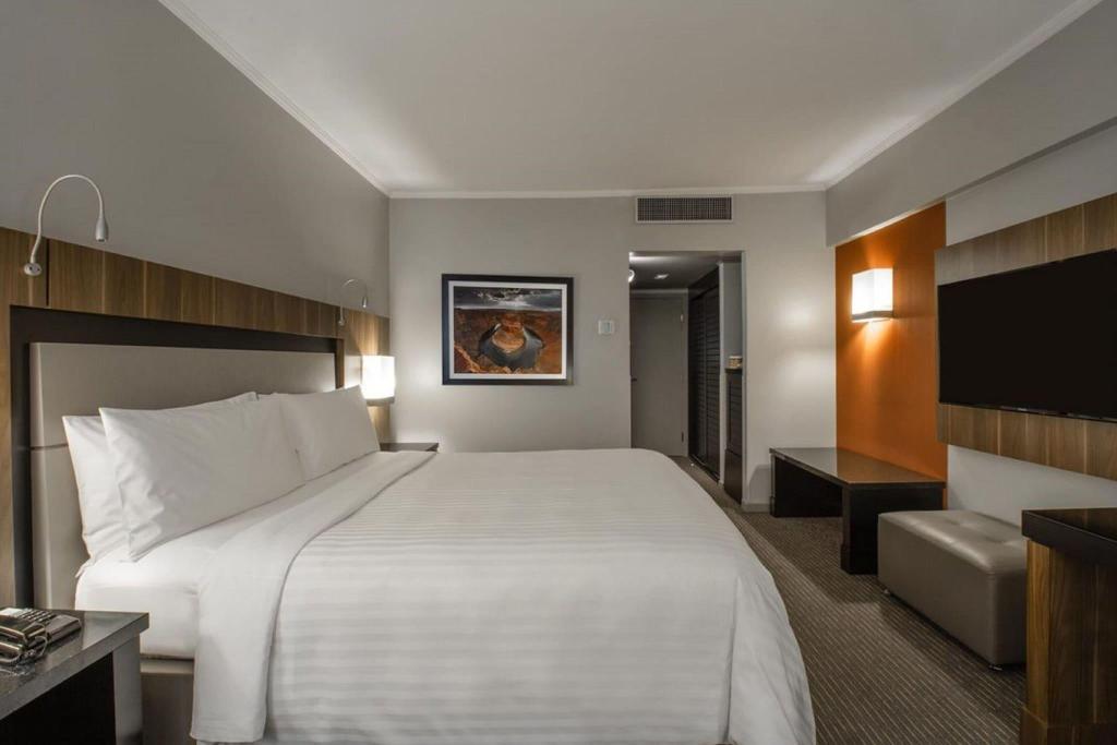 hotel-thumb