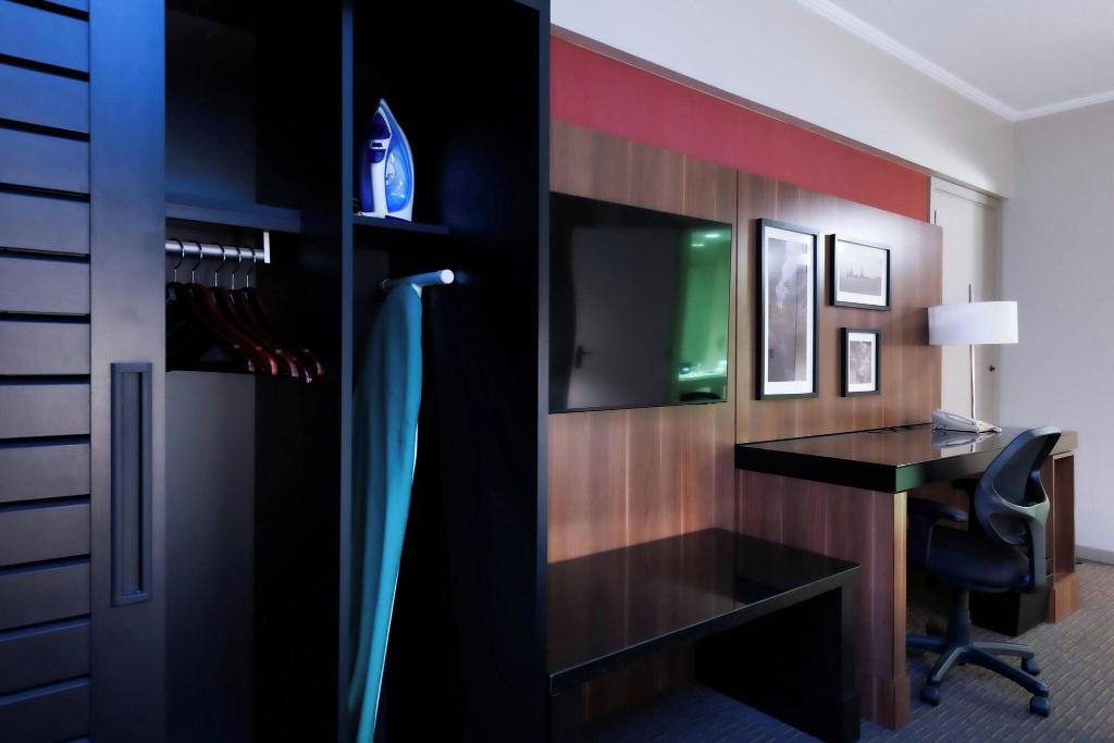 hotel-thumb