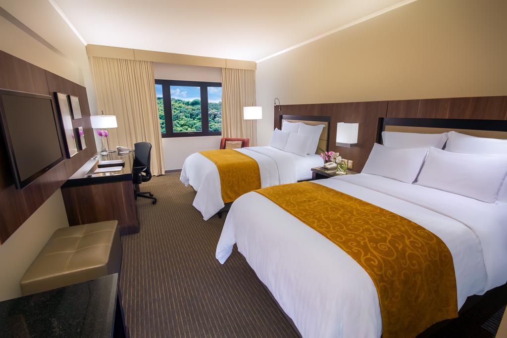 hotel-thumb