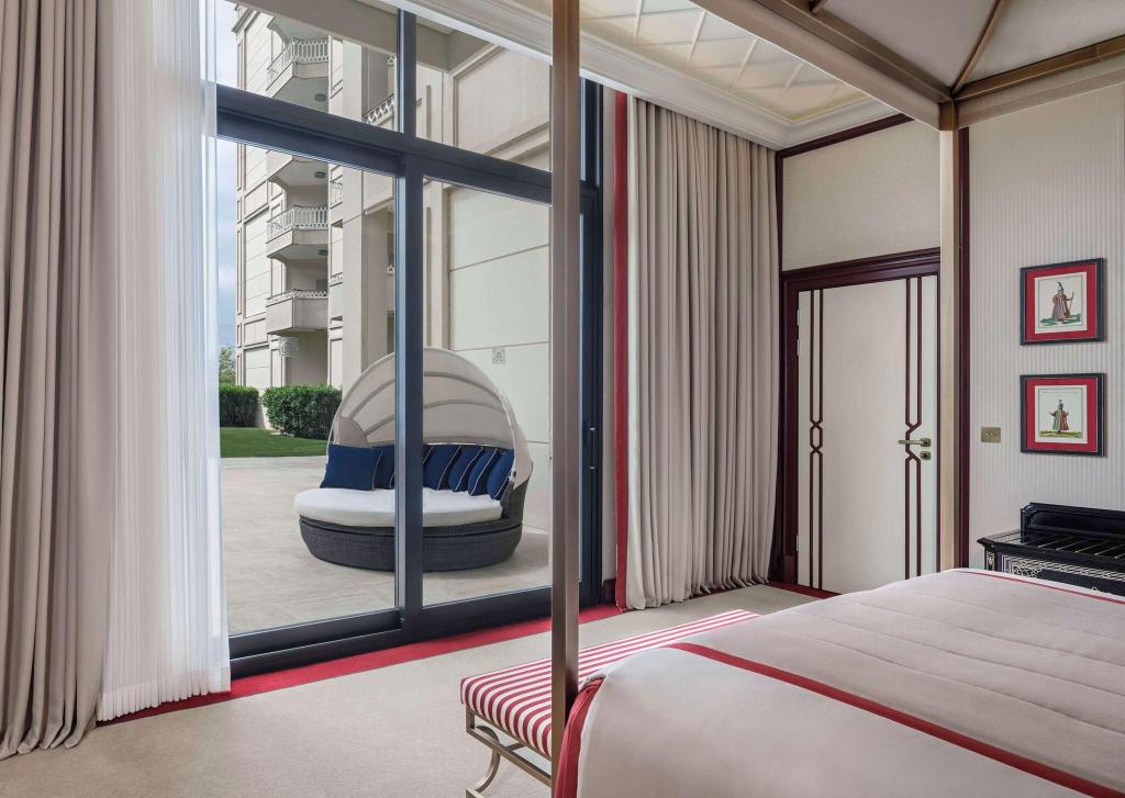 hotel-thumb