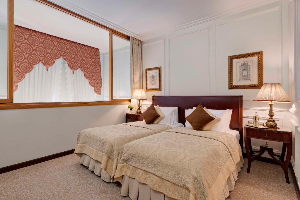 hotel-thumb
