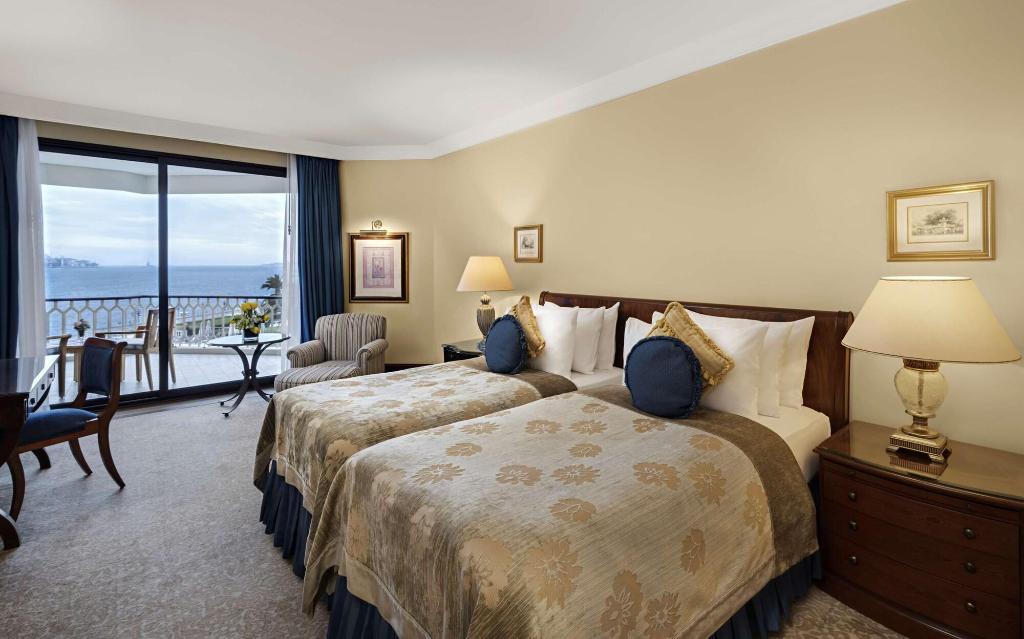 hotel-thumb