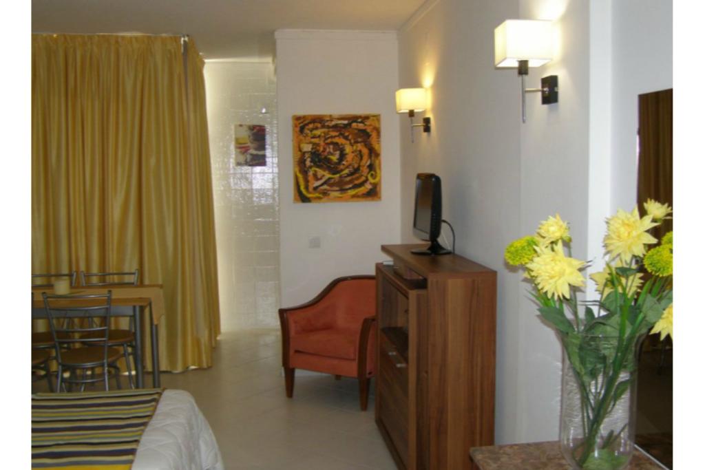 Hotel Apartamento Algar