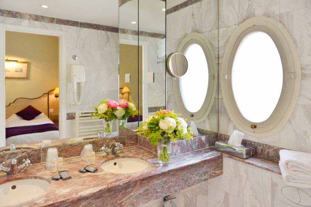Hotel Suites Unic Renoir Saint-Germain
