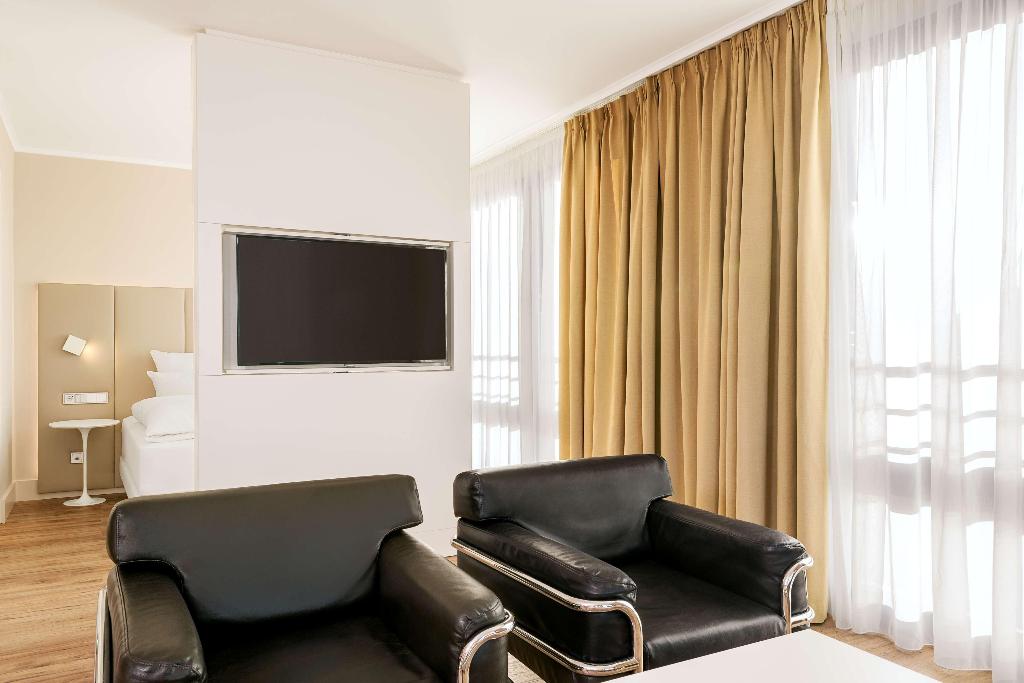hotel-thumb