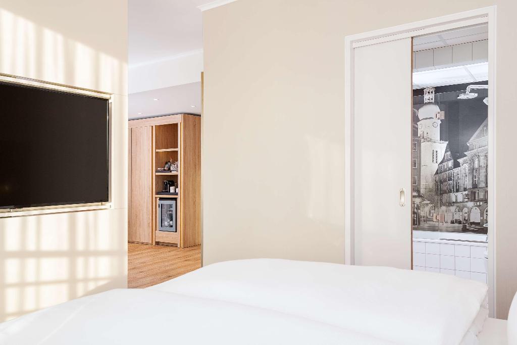 hotel-thumb