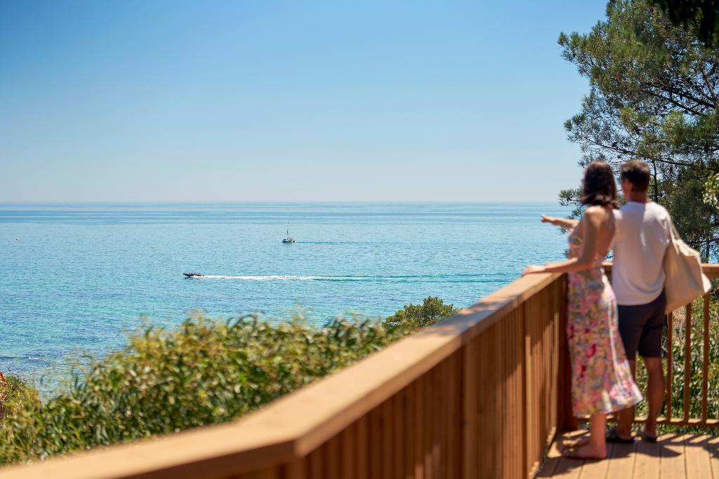 Hotel PortoBay Blue Ocean, Portugal, Praia da Falesia. Großes 56