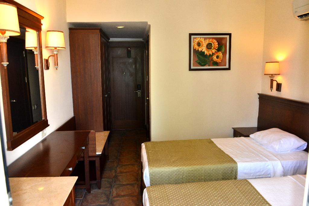 Fame Hotel