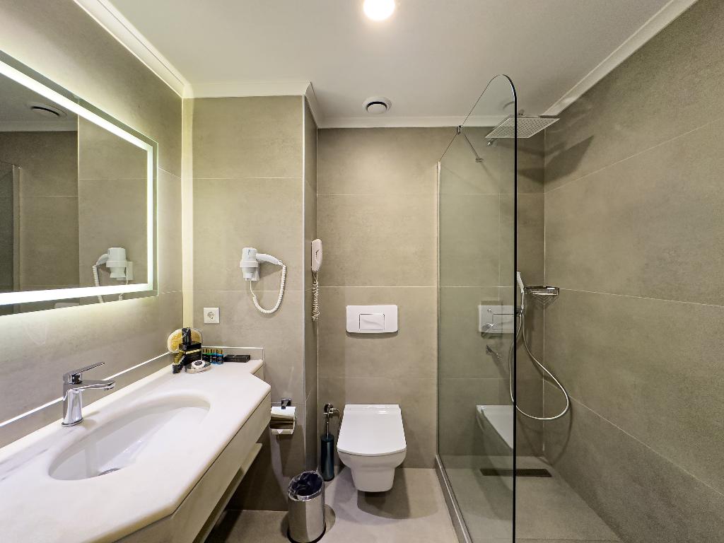 Catamaran Resort Hotel