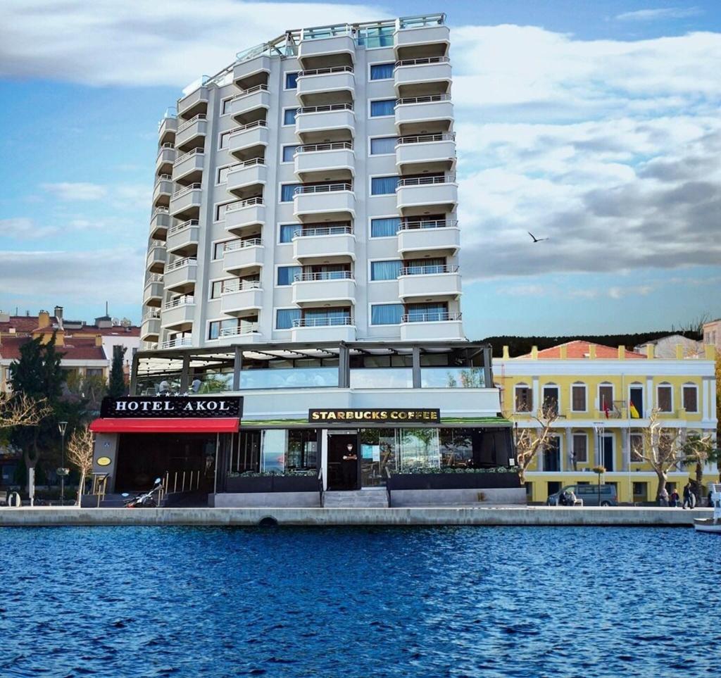Akol