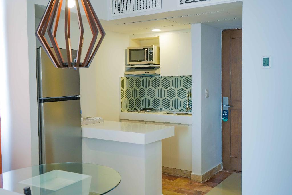 Luna Palace Hotel & Suites