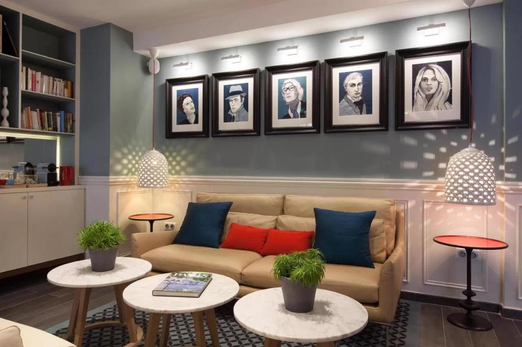 Hotel Hotel des 3 Poussins, Frankreich, Paris. Großes 2