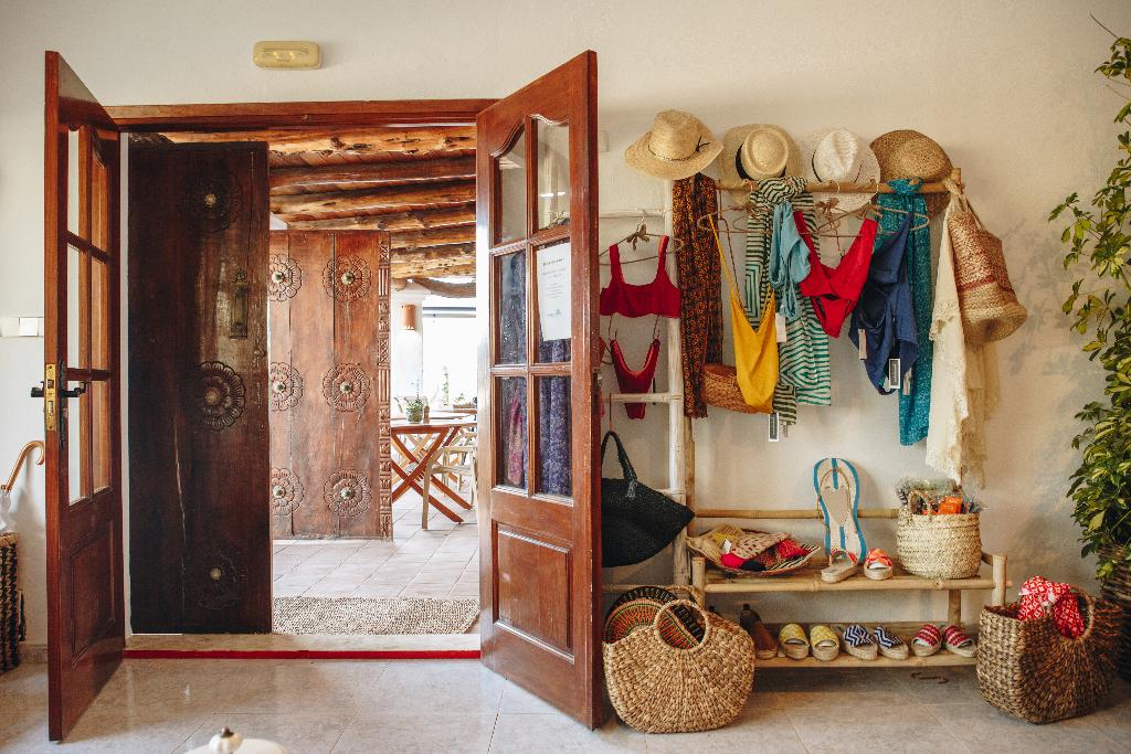 Petunia Ibiza - Adults Only