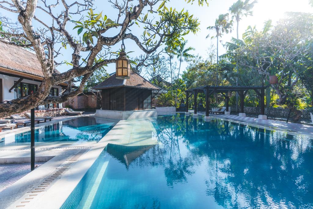Puri Santrian - Pool