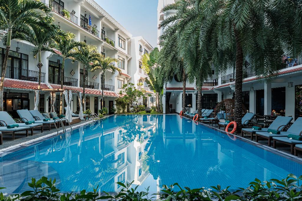 hotel-thumb