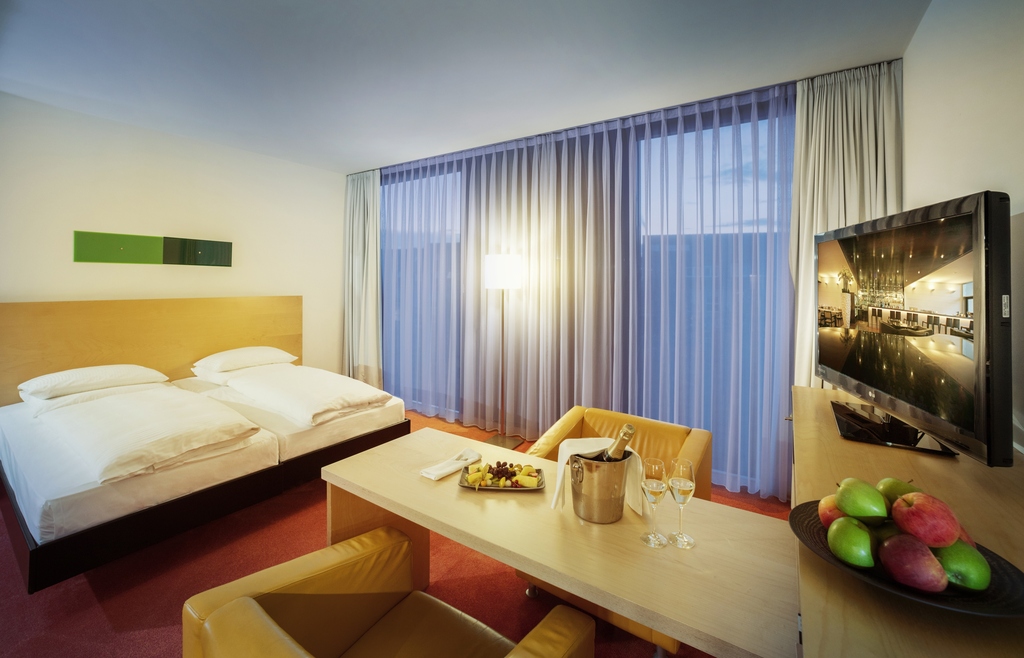 INNSIDE by Melia Dusseldorf Seestern