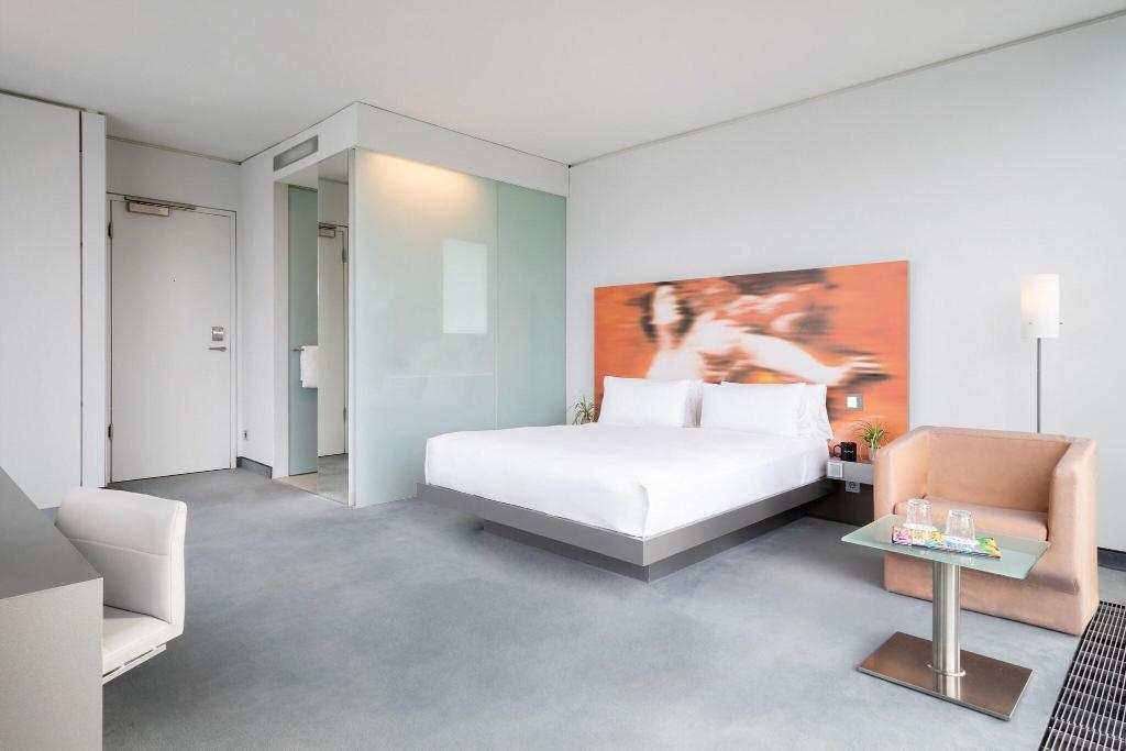 hotel-thumb