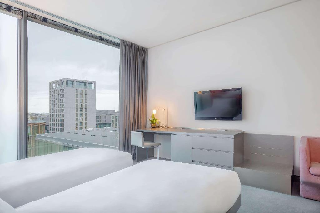 hotel-thumb