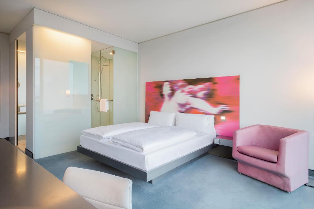 hotel-thumb