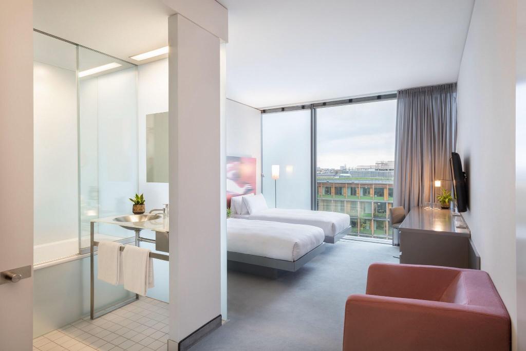 hotel-thumb