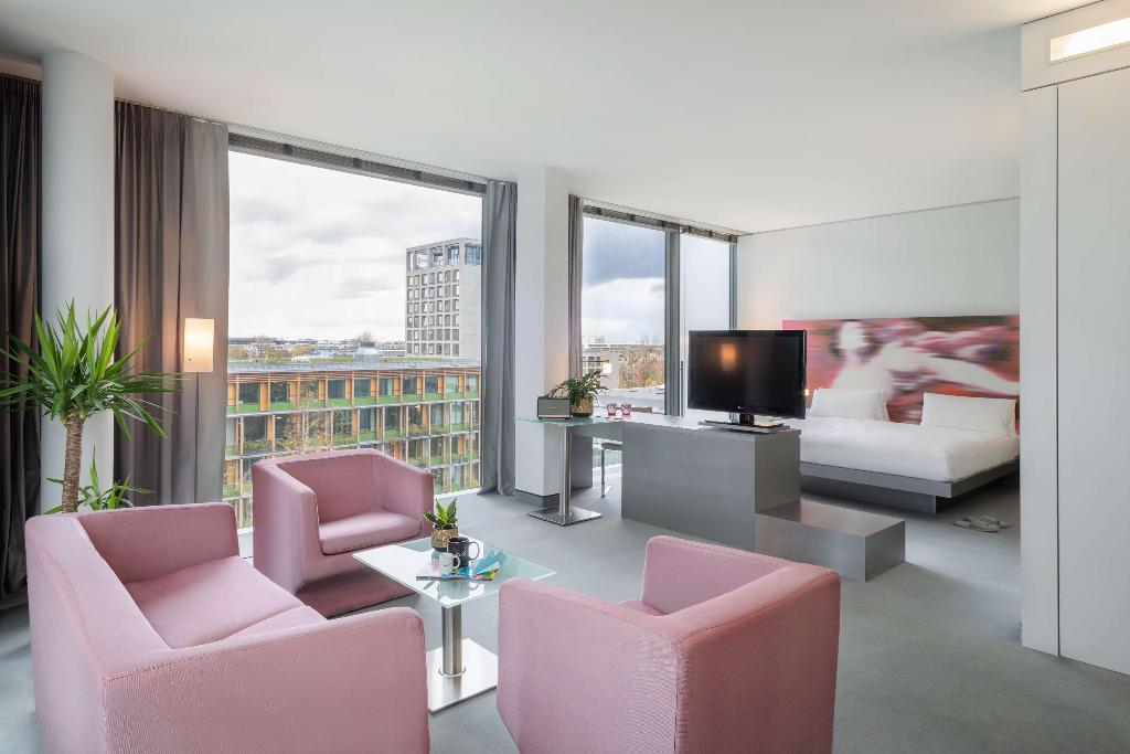 hotel-thumb