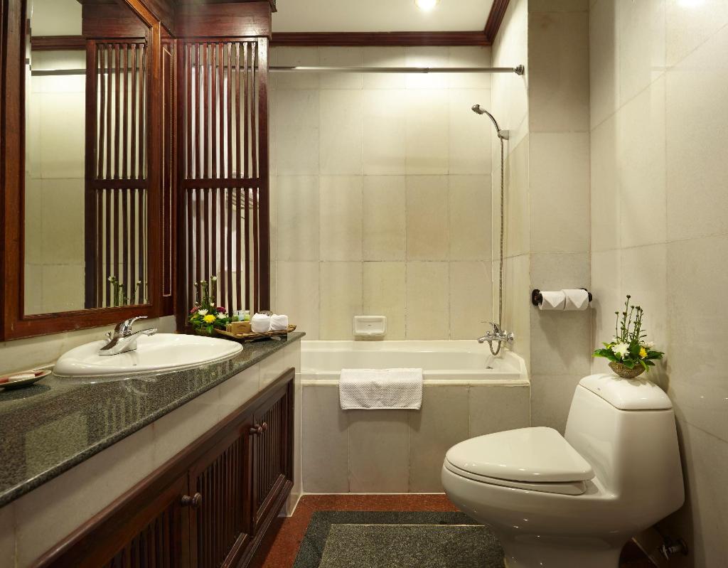 Santi Resort and Spa