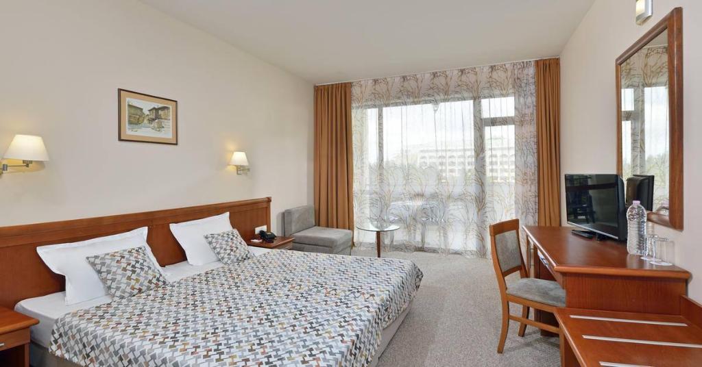 Sol Nessebar Bay Resort