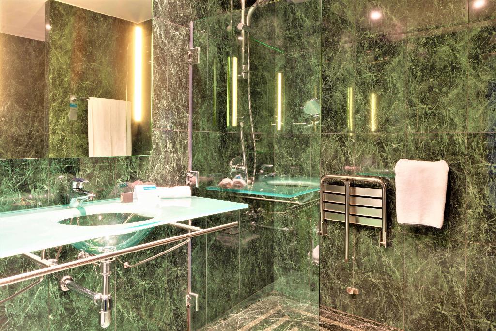B&B HOTEL Arezzo photo 12