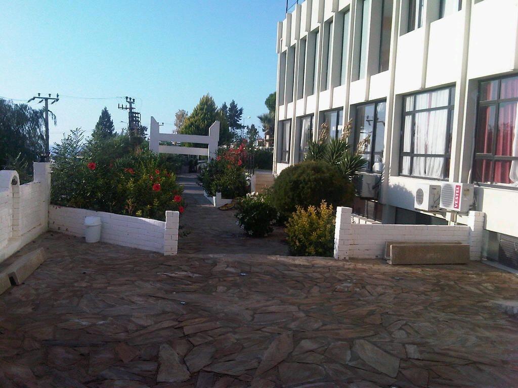 hotel-thumb