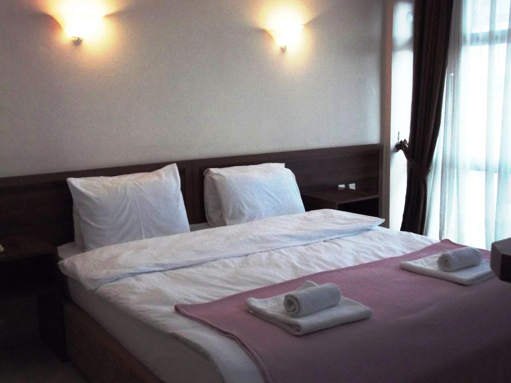 hotel-thumb