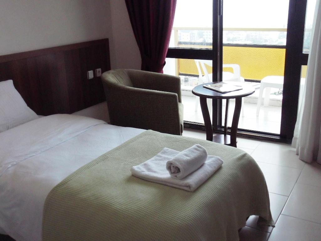 hotel-thumb