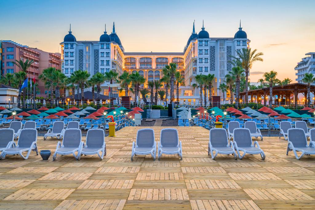 Kirman Sidera Luxury & Spa