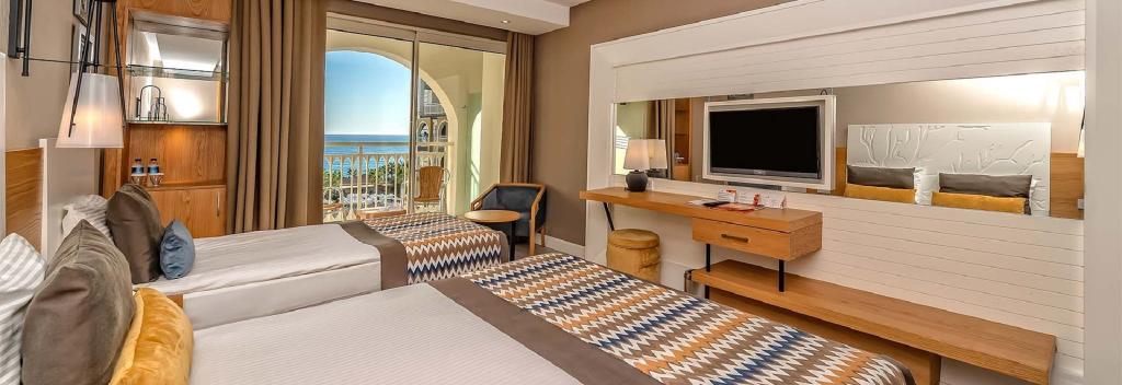 Kirman Sidera Luxury & Spa
