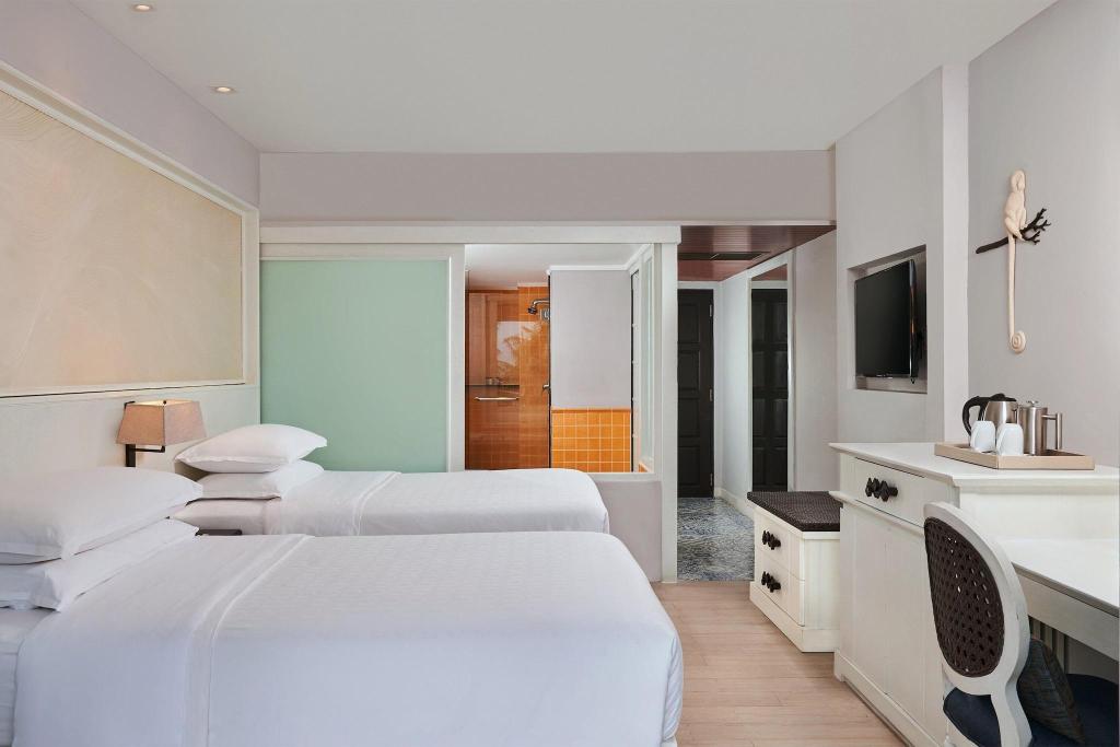 hotel-thumb