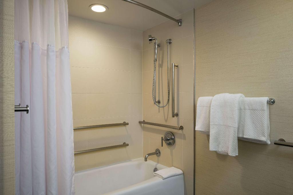 hotel-thumb