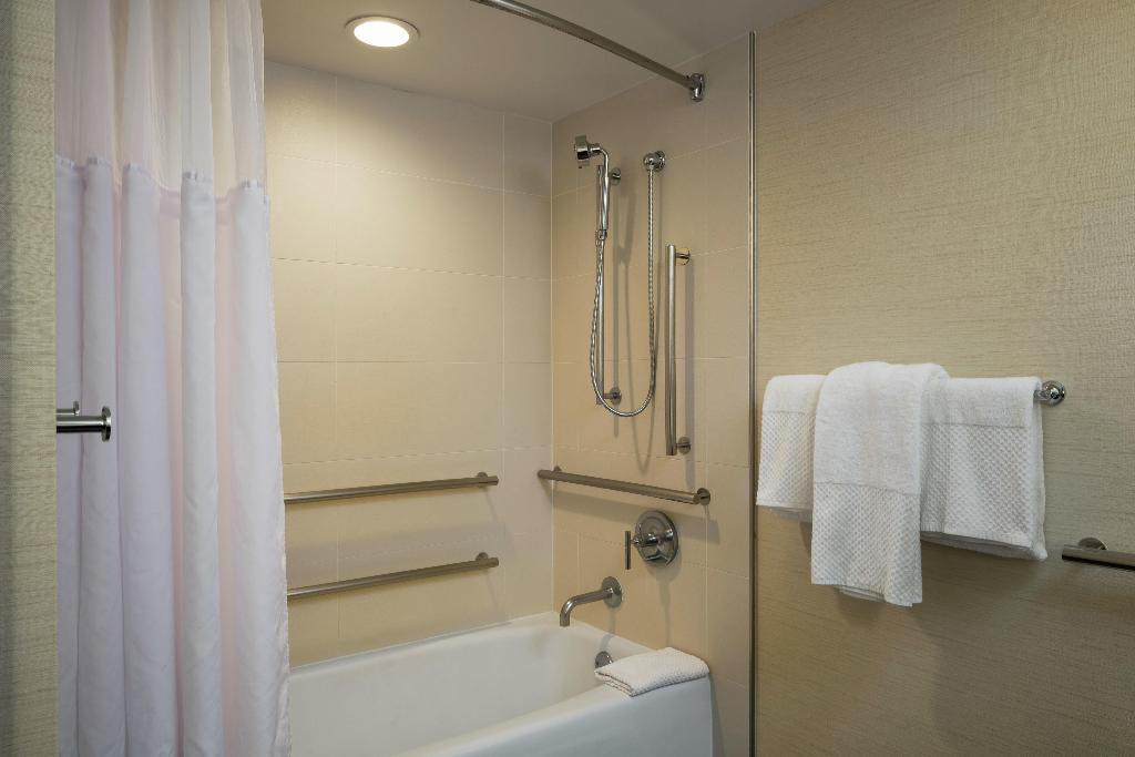 hotel-thumb