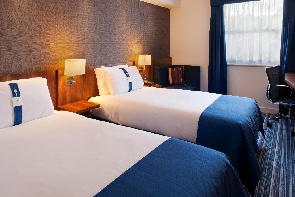 Holiday Inn Express Leeds East