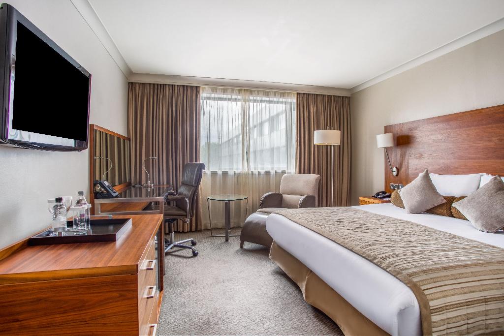Crowne Plaza Manchester Airport