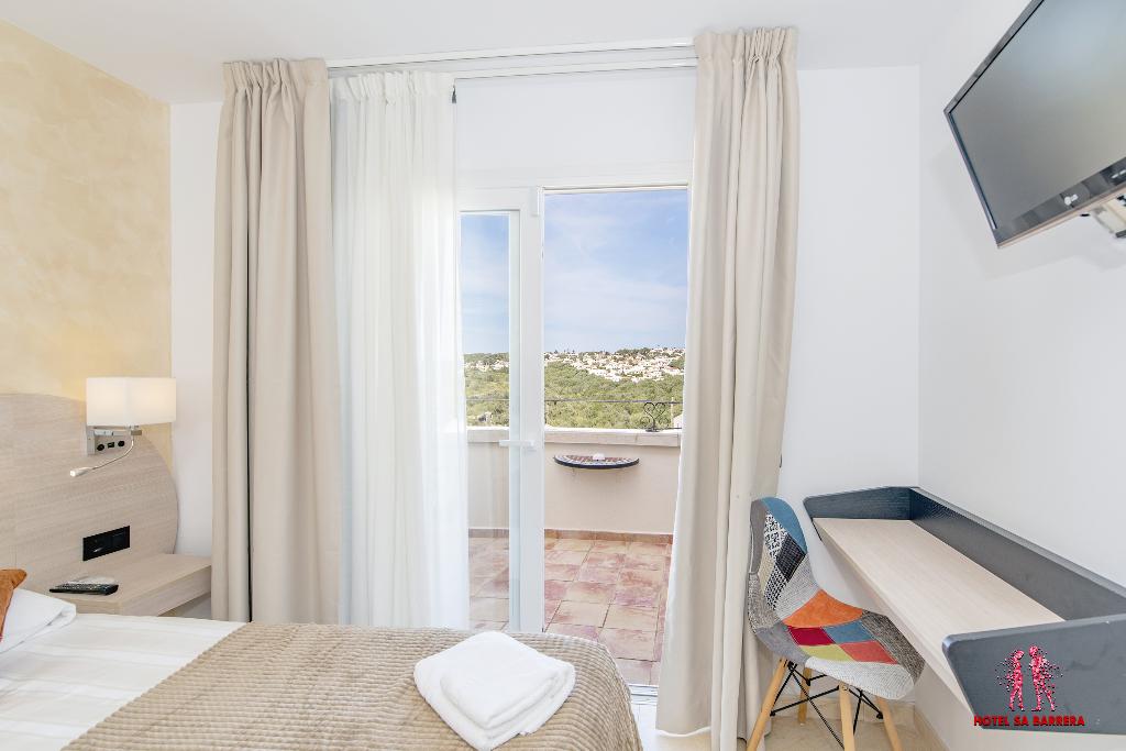 Hotel Hotel Sa Barrera Only Adults, Spanien, Cala'n Porter. Großes 1