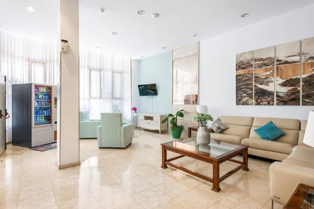 Hotel Hotel Andrea´s, Spanien, Los Cristianos. Großes 2