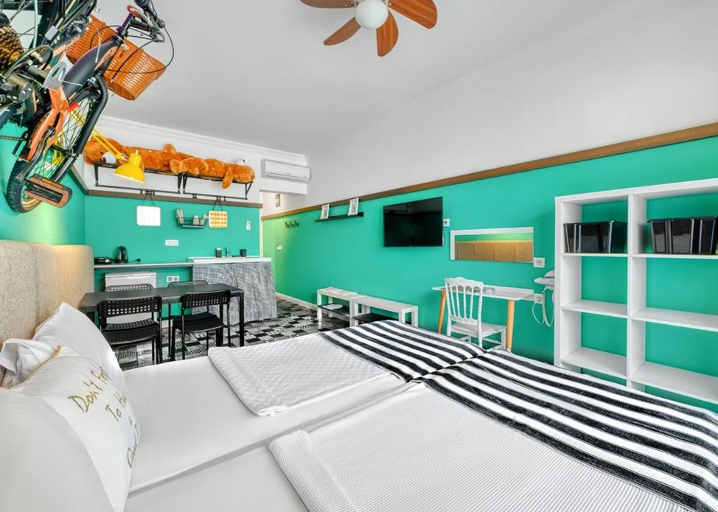 Anjeliq Downtown Hotel
