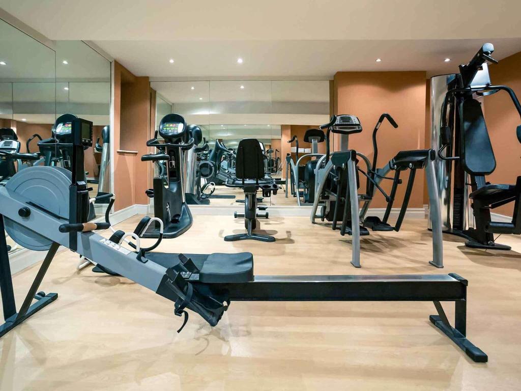 Mercure London Heathrow 3