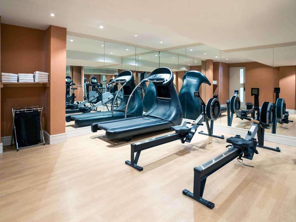 Mercure London Heathrow 4