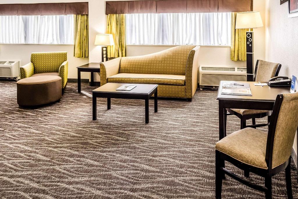 Comfort Inn Downtown Charleston