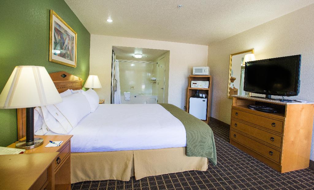 SureStay Plus Hotel by Best Western San Jose Centr