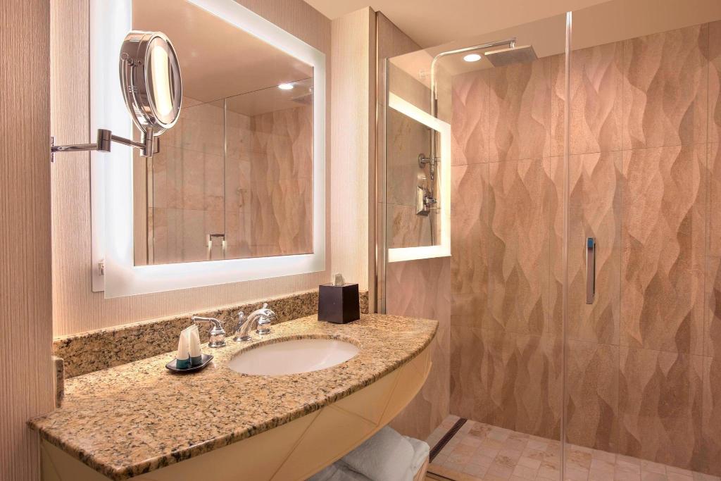 Hotel The Westin Lake Las Vegas Resort & Spa, USA, Henderson. Großes 105