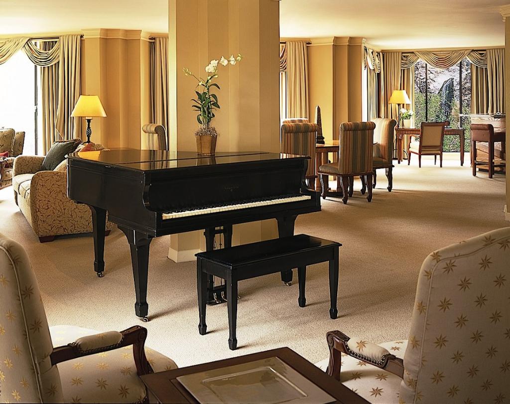 Loews Ventana Canyon Resort
